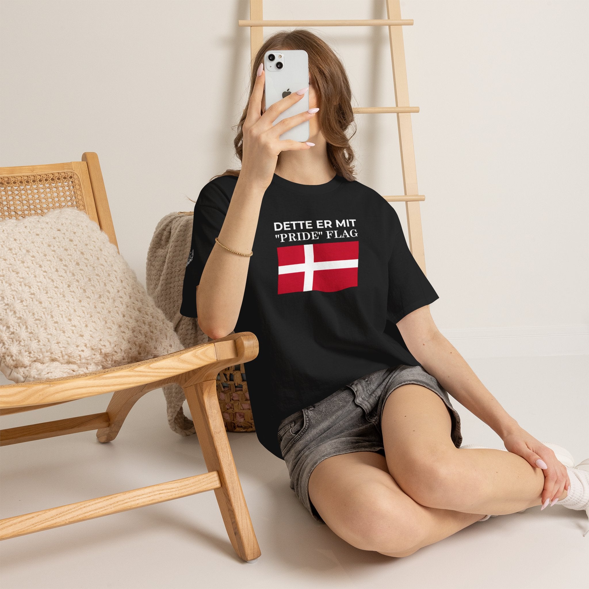 Danish Flag 'Dette er mit 2Pride2 Flag' T-Shirt ( Small Print )