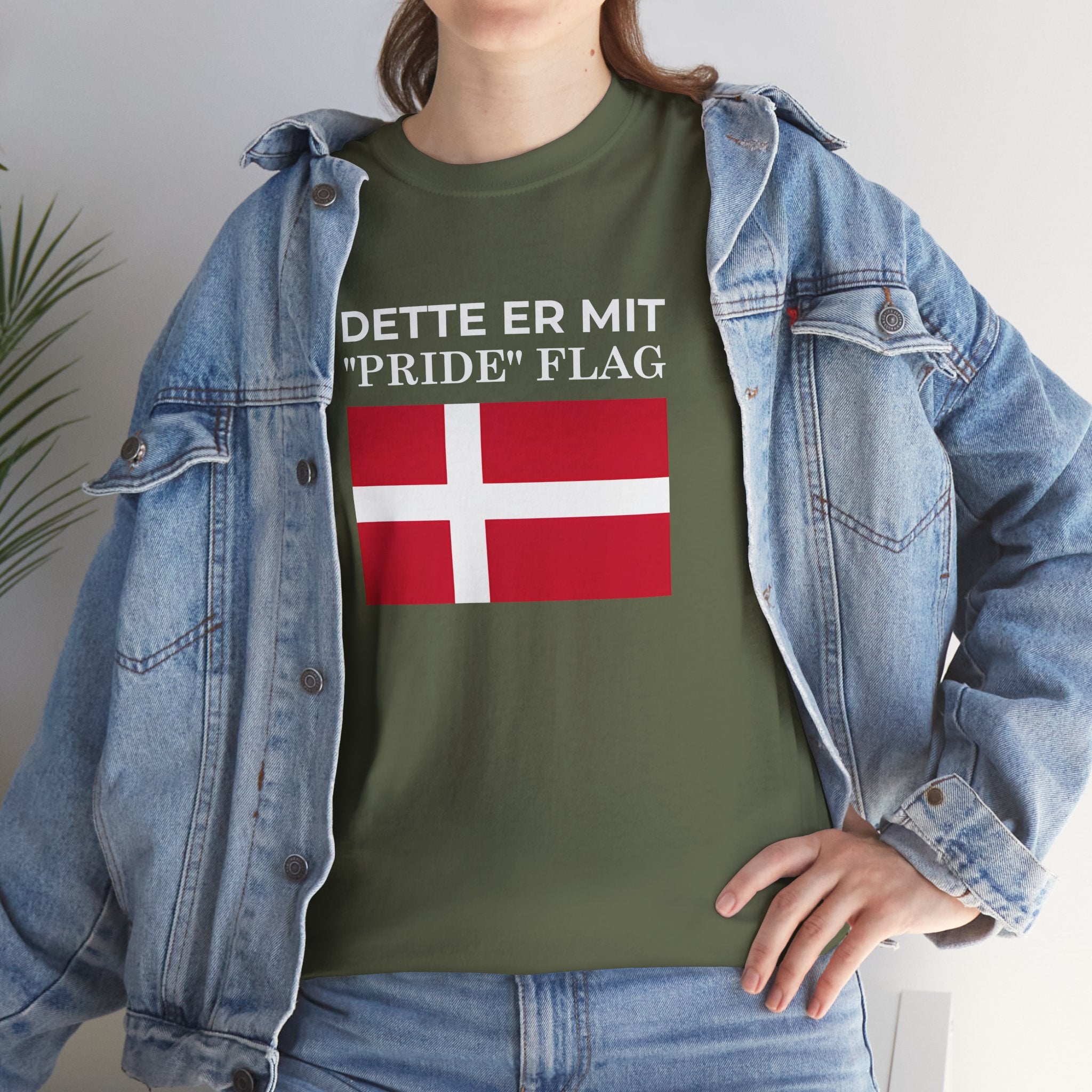 Danish Flag 'Dette er mit 2Pride2 Flag' T-Shirt ( Small Print )
